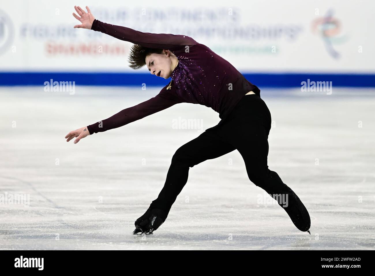 Maxim NAUMOV (USA), during Men Short Program, at the ISU Four Continents Figure Skating