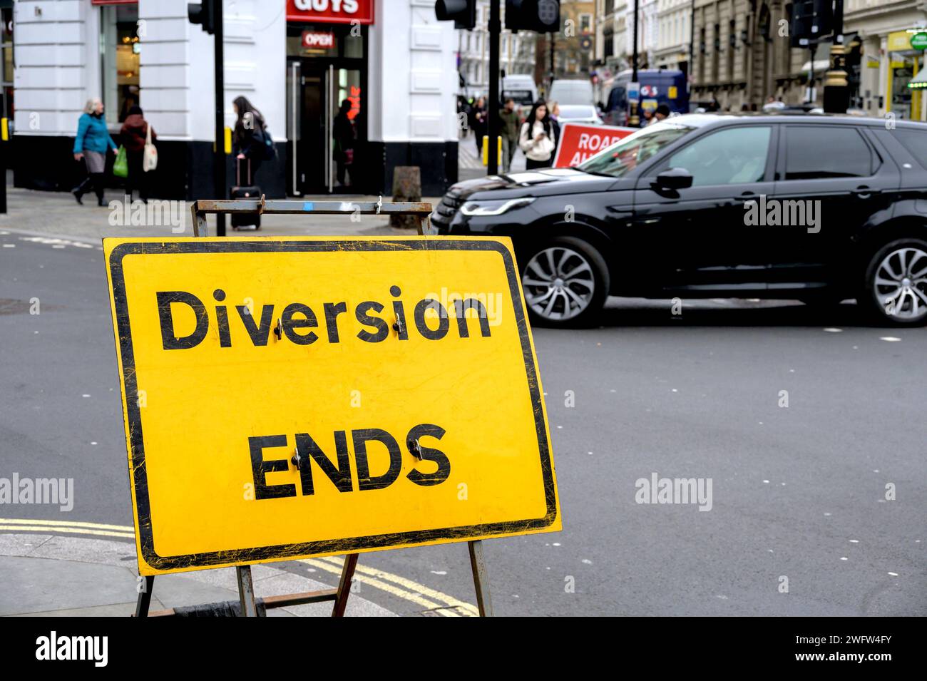 London, UK. 'Diversion End' sign in Covent Garden Stock Photo