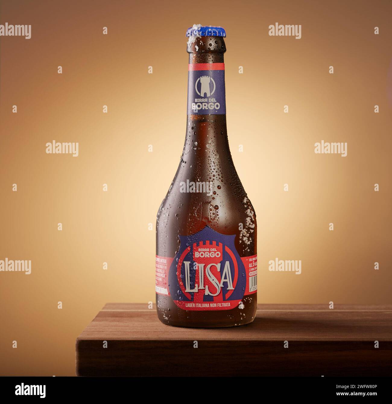 Mansfield,Nottingham,United Kingdom,31st January 2024:Studio product image of a bottle of Borgo Lisa lager,which is an Italian brewed Lager. Stock Photo