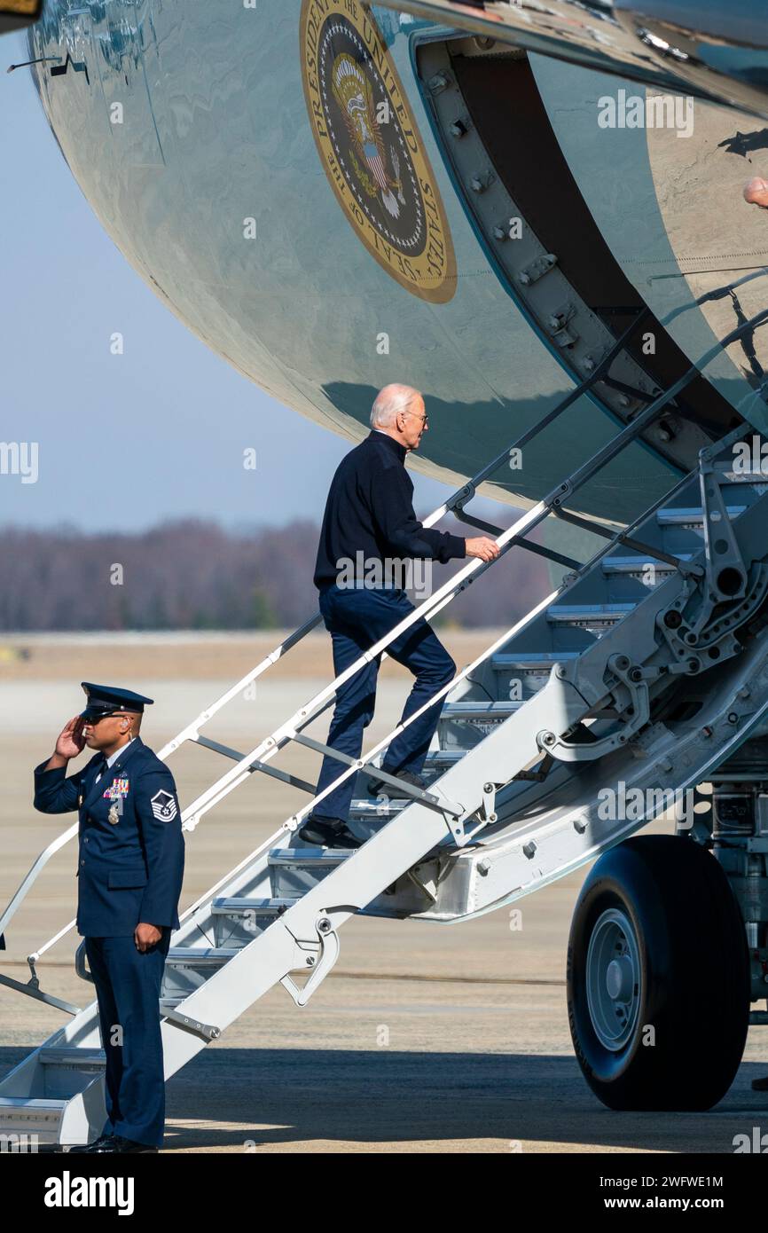 Joint Base Andrews, United States. 01st Feb, 2024. President Joe Biden boards Air Force One at Joint Base Andrews, Maryland, enroute to a campaign event in the Detroit area on Thursday, February, 1, 2024. Photo by Shawn Thew/UPI Credit: UPI/Alamy Live News Stock Photo