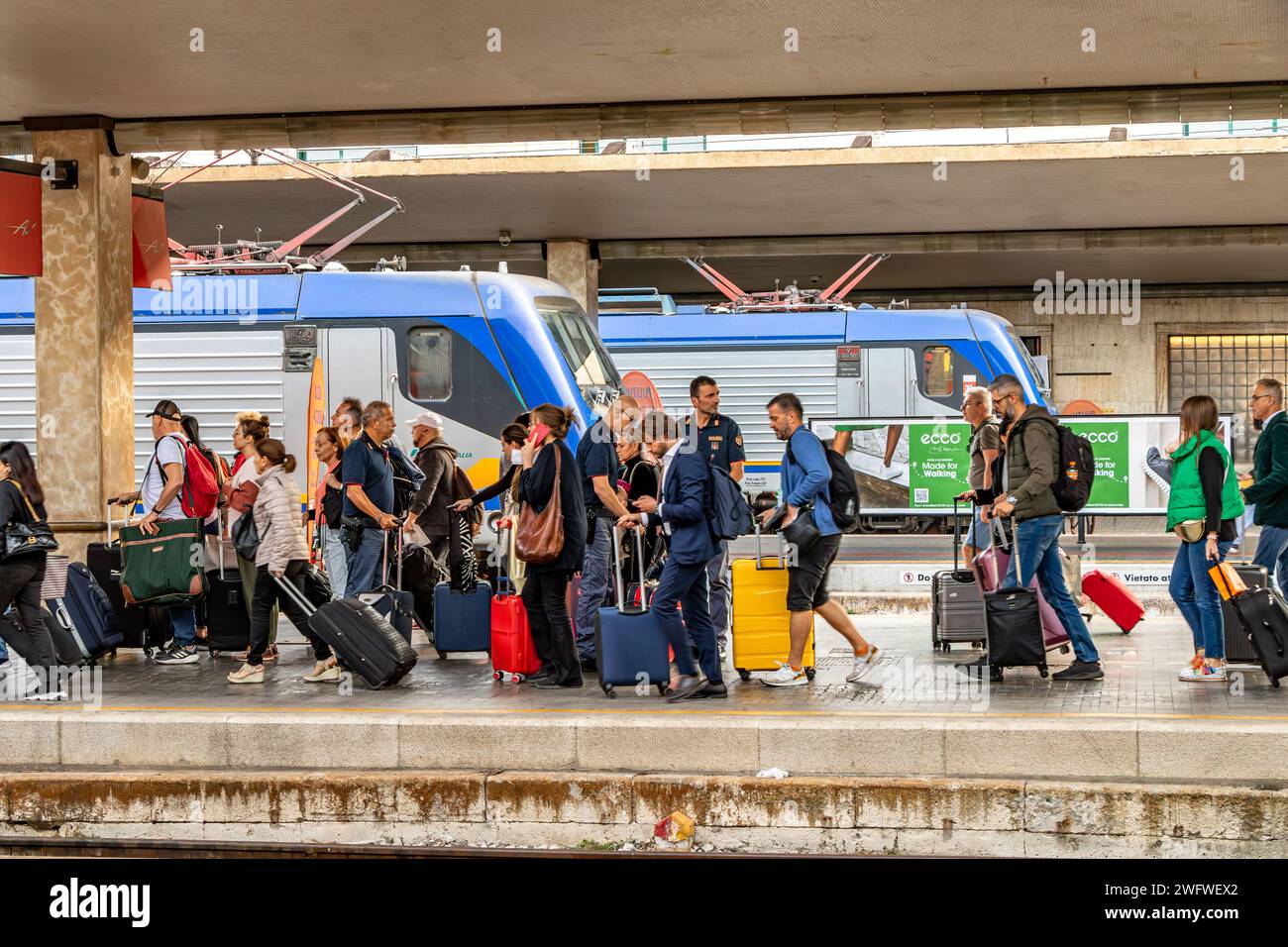 Rail passengers on the platform - Rail Passengers On The Platform At Florence Santa Maria Novella Railway Stationflorenceitaly 2WFWEX2