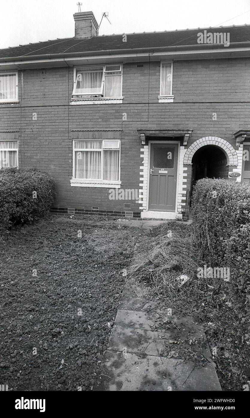 1980s, historical, exterior, council house, England, UK Stock Photo Alamy