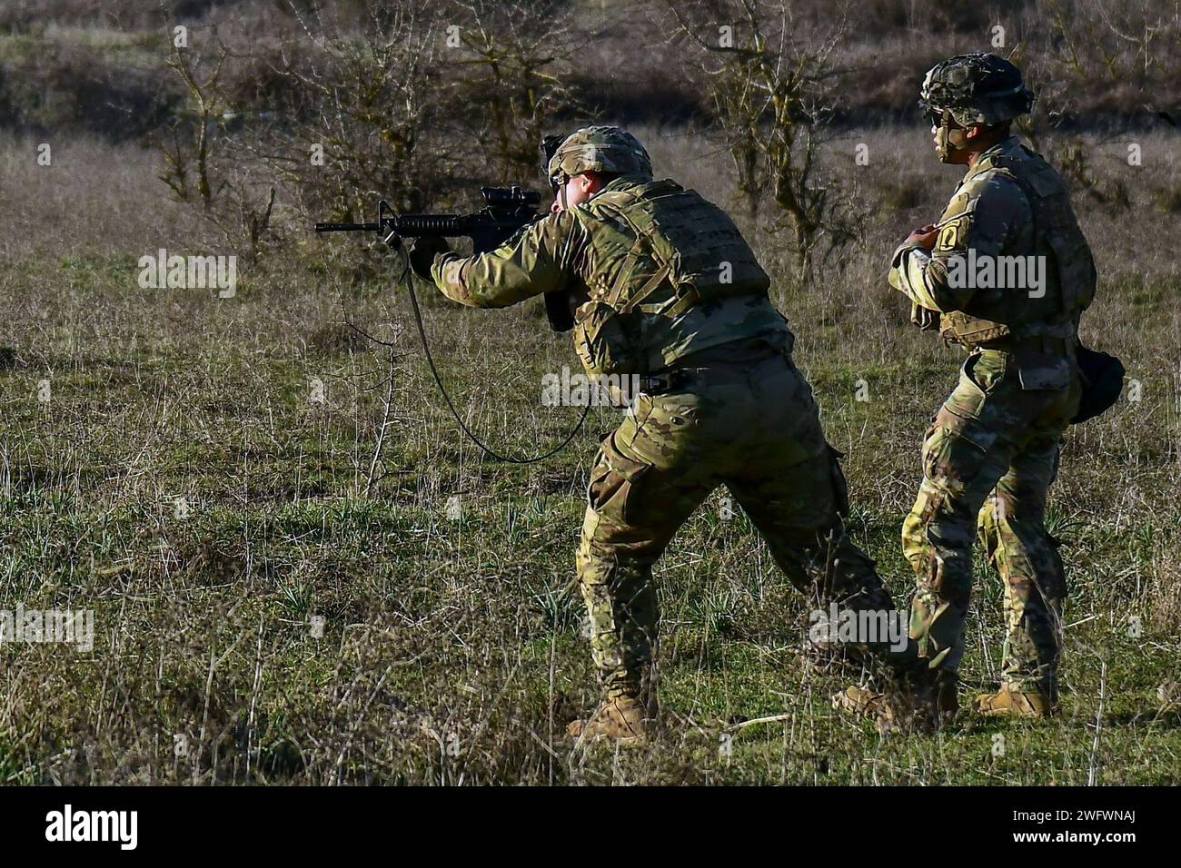 U.S. Army paratroopers assigned to the 173rd Brigade Support Battalion ...