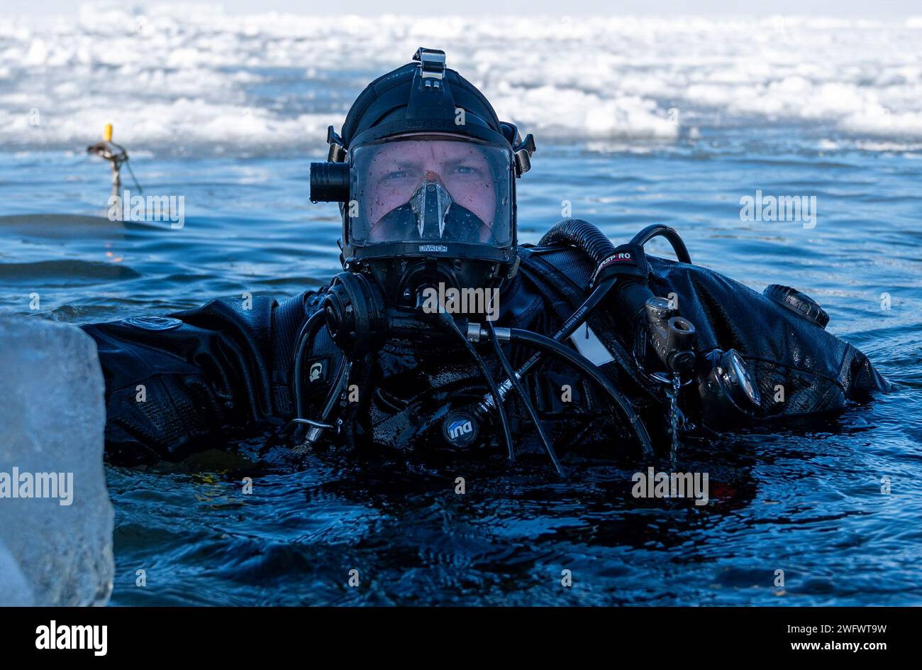 Snow crab exercise hi-res stock photography and images - Alamy