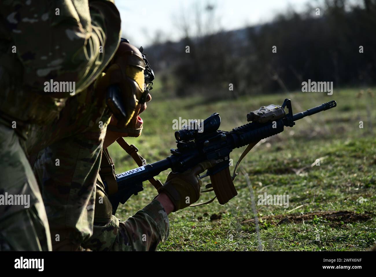 U.S. Army paratroopers assigned to the 173rd Brigade Support Battalion ...