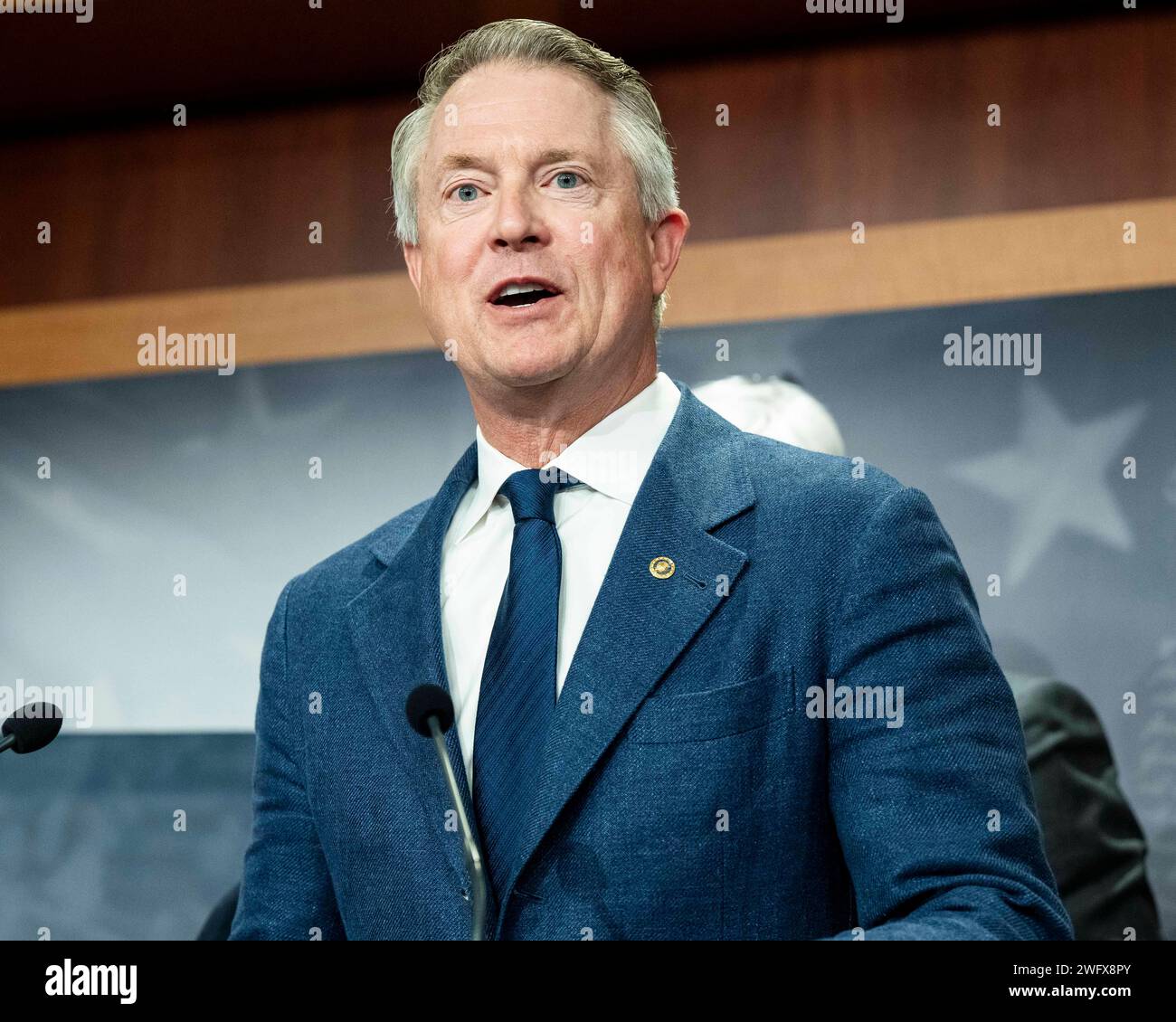 Beautiful Senator Marshall Profile Abstract in HD Beautiful Senator Marshall Profile Abstract in HD