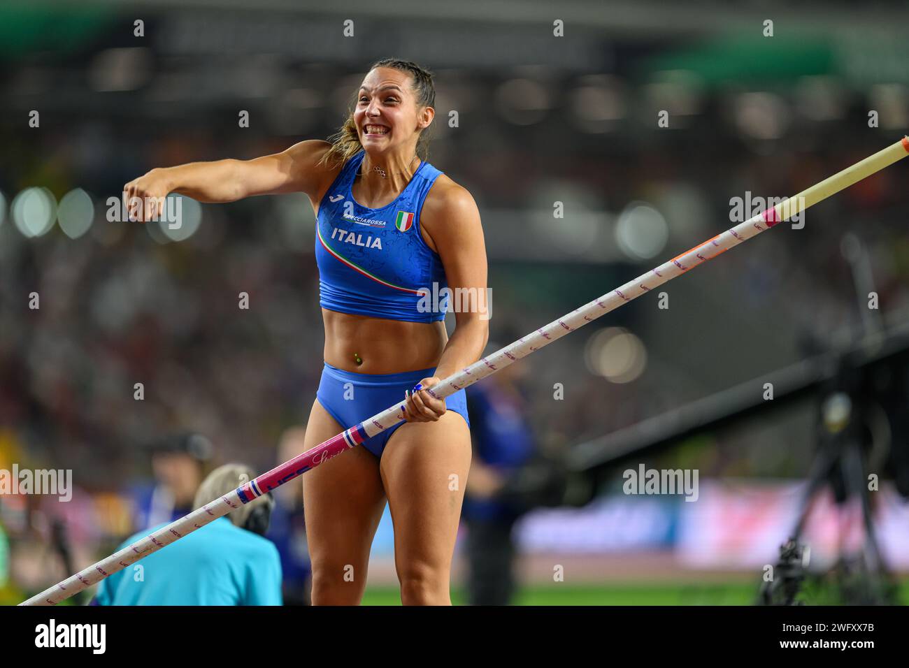 Elisa MOLINAROLO participating in the Pole Vault at the World Athletics