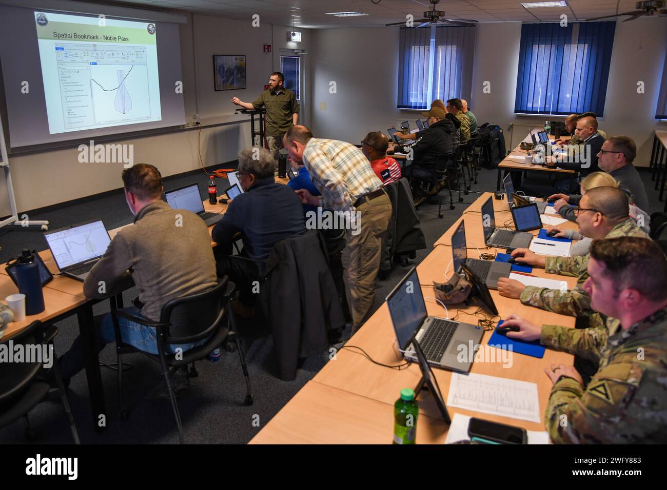 Soldiers toolkit hi-res stock photography and images - Alamy