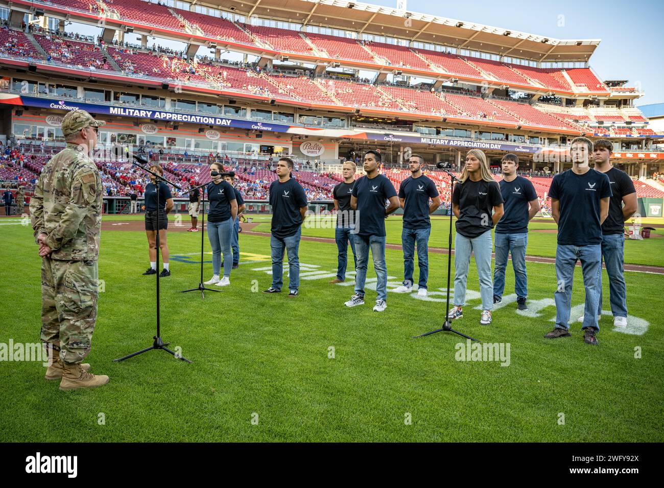 Sworn air force hi-res stock photography and images - Alamy