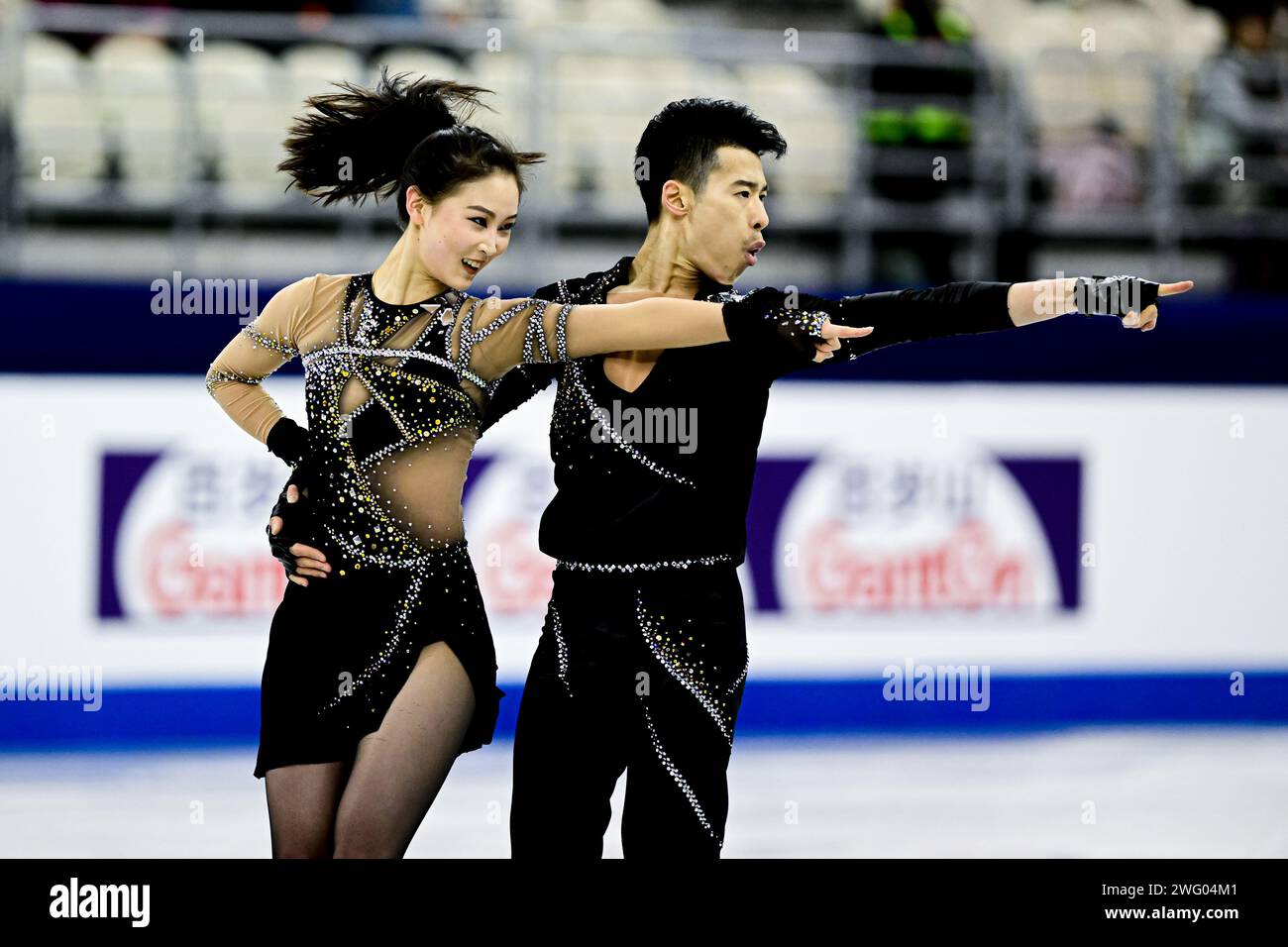 Shang SHI & Nan WU (CHN), during Ice Dance Rhythm Dance, at the ISU ...