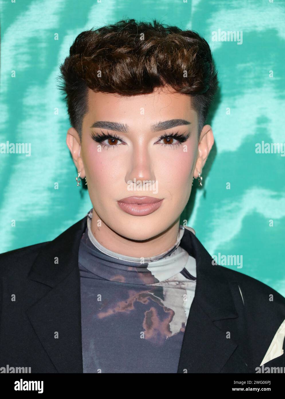 Hollywood, USA. 01st Feb, 2024. James Charles arrives at The Warner