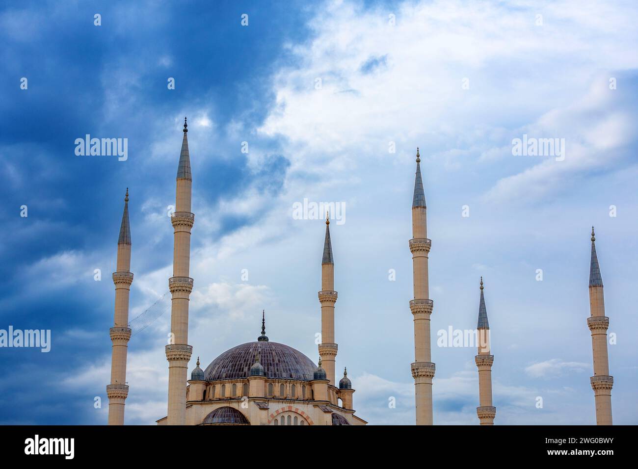 Mosque Adamar The Sabanci Central Mosque in Adana, located along the Seyhan River ...