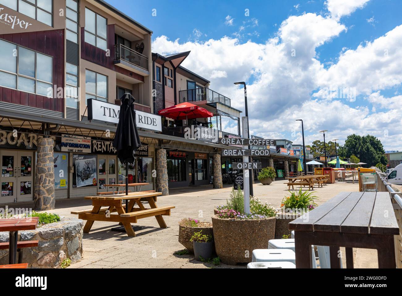 Jindabyne town centre in regional NSW, local shops and stores for