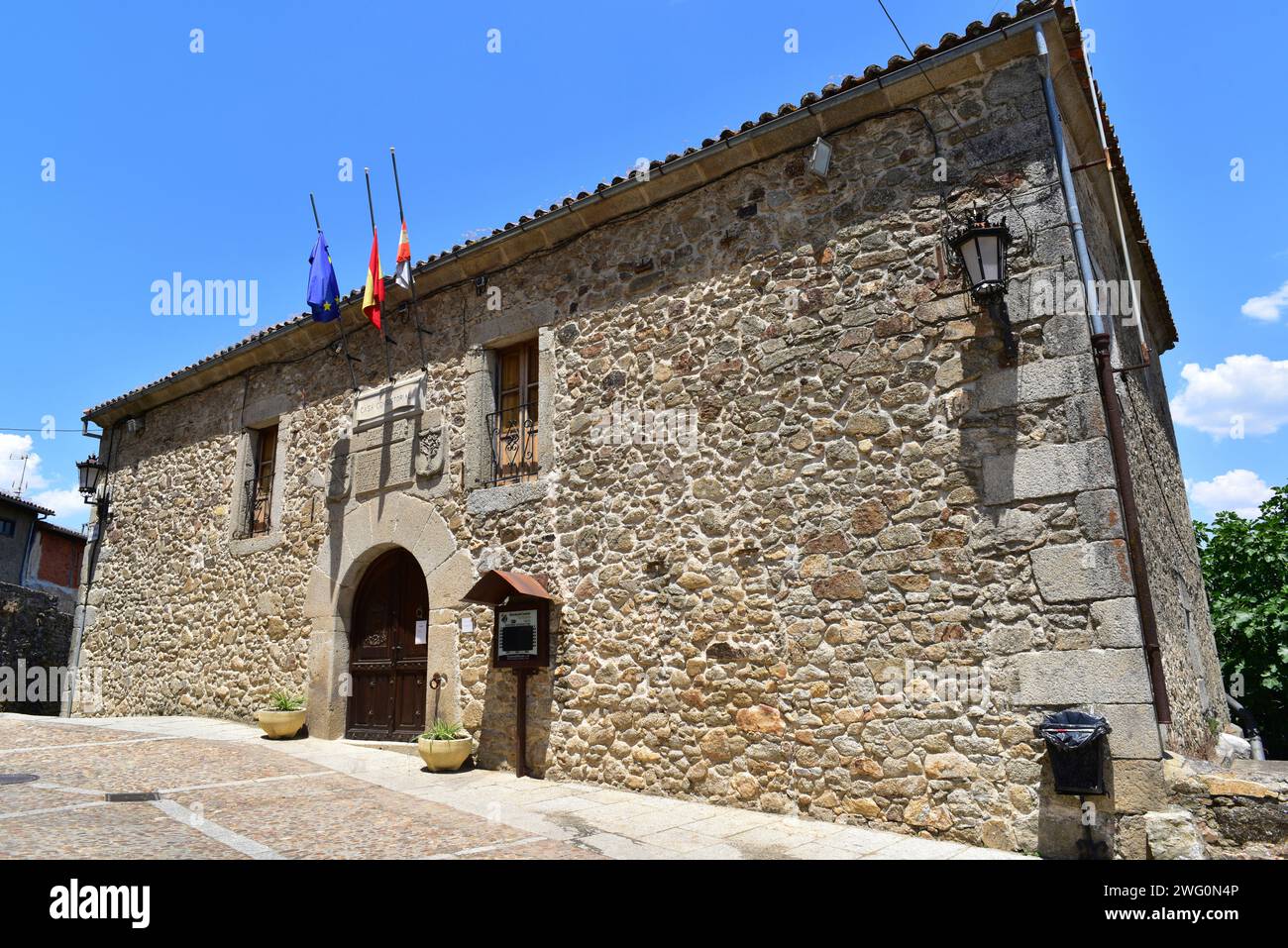 Miranda del Castañar, Town hall (old alhondiga). Salamanca province, Castilla y Leon, Spain. Stock Photo