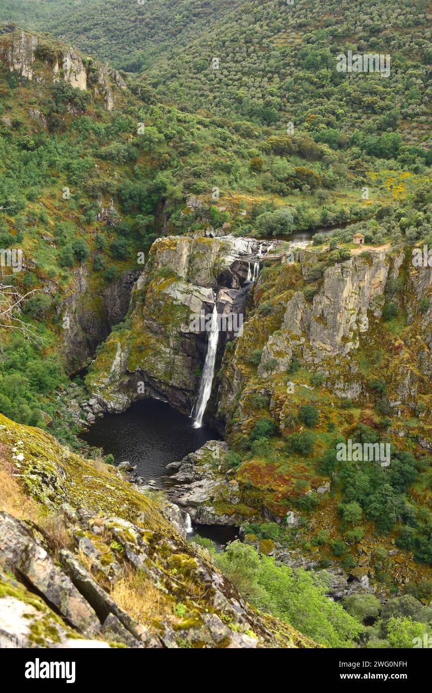 Pereña de la Ribera, Pozo de los Humos waterfall. Salamanca province, Castilla y Leon, Spain. Stock Photo