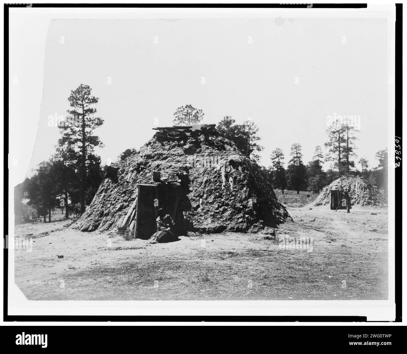 Navaho hogan, c1905. Stock Photo