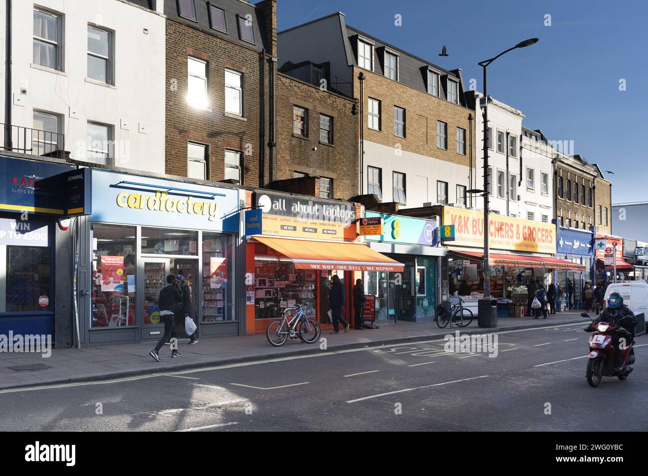 Walworth Road runs from the Elephant and Castle junction to Burgess Park, London Stock Photo
