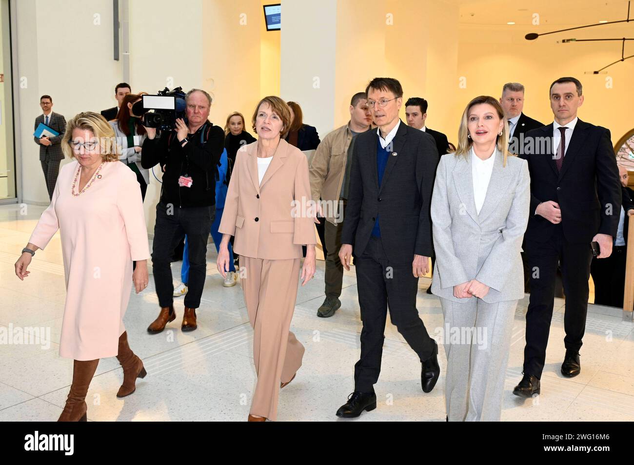 Svenja Schulze, Elke Büdenbender, Karl Lauterbach, Olena Selenska und