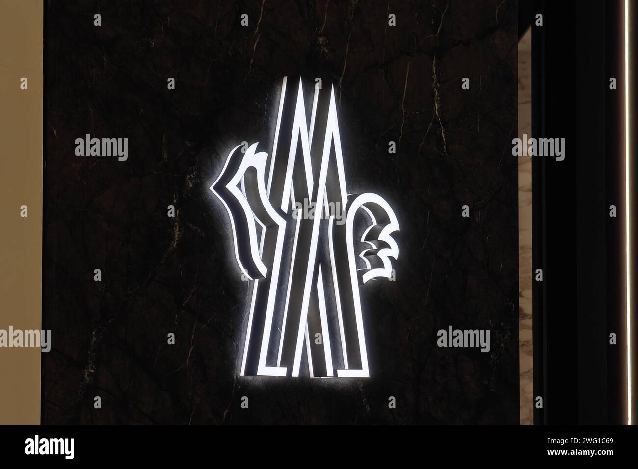 moncler metal logo