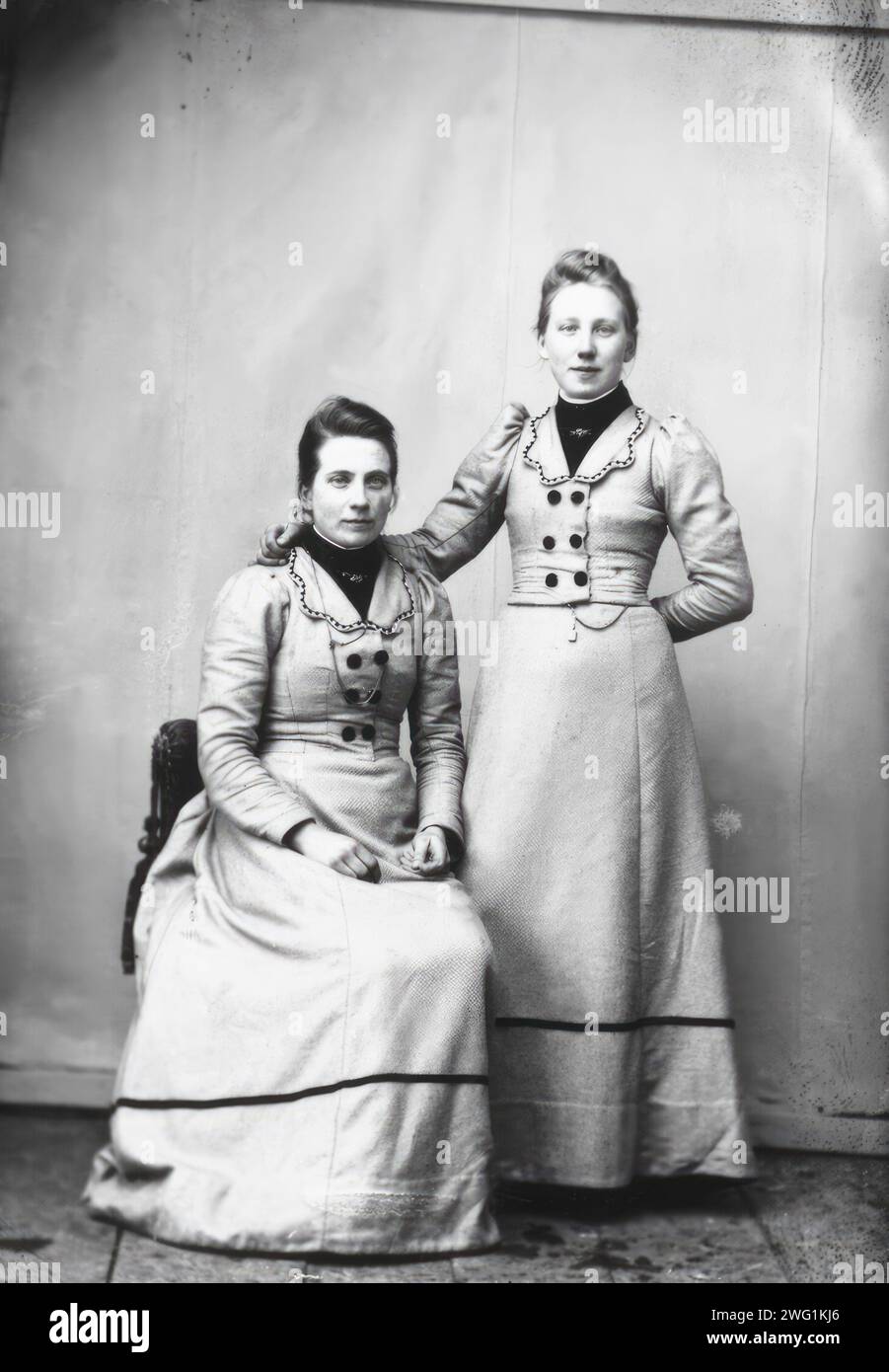 Ida and Selma Larsson from Ris&#xe4;tra, 1890-1900 Stock Photo