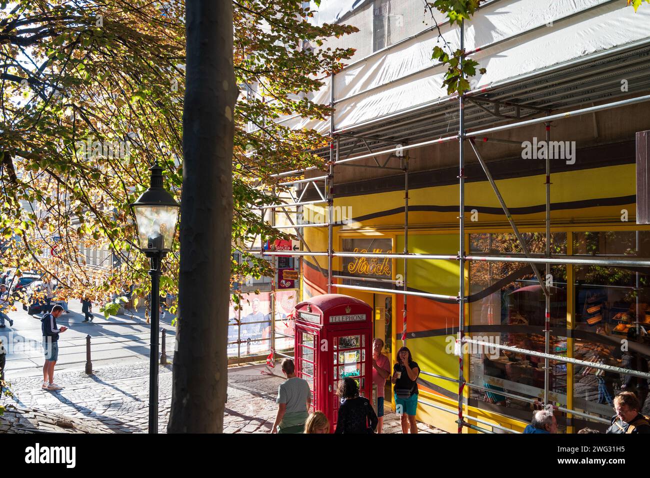 Expressionist Architecture Apartments For Rent photo