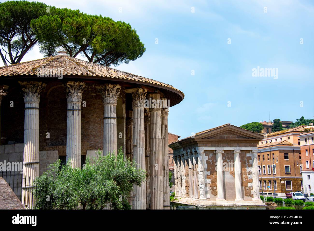 Tepel Rome Temple of Hercules Victor - Rome - Italy Stock Photo - Alamy