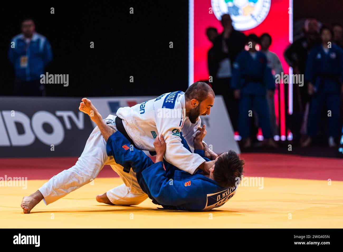 Luka MKHEIDZE (FRA) against Doston RUZIEV (UZB), Round of 16 -60Kg ...