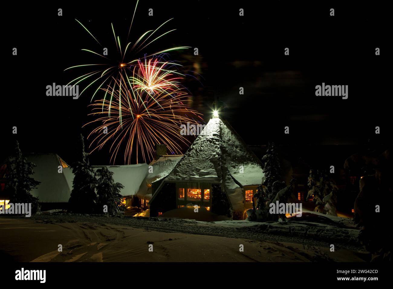 fireworks mount hood oregon fourth of july