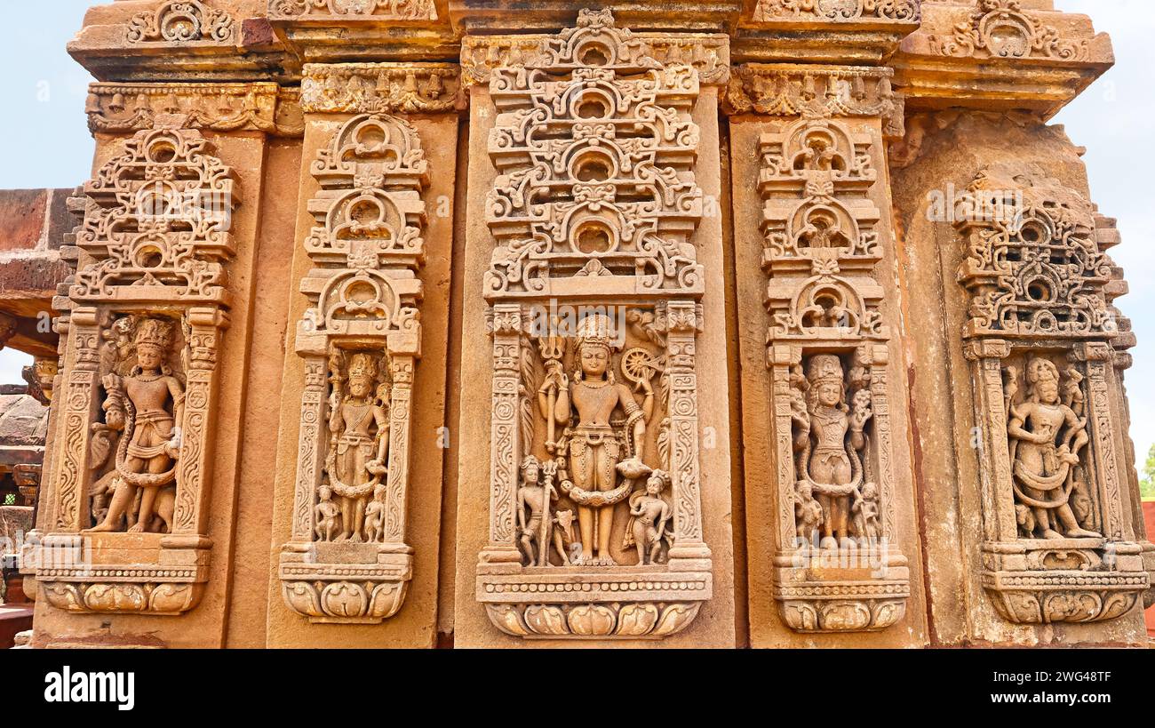 Carvings of Hindu God and Goddess on the Harihara Temple of Osian Group of Temples, Jodhpur, Rajasthan, India. Stock Photo