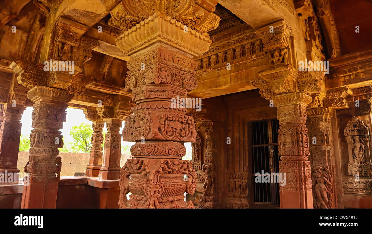 Pillar details of Mandapa of Harihara Temple 1, Osian, Jodhpur, Rajasthan, India. Stock Photo