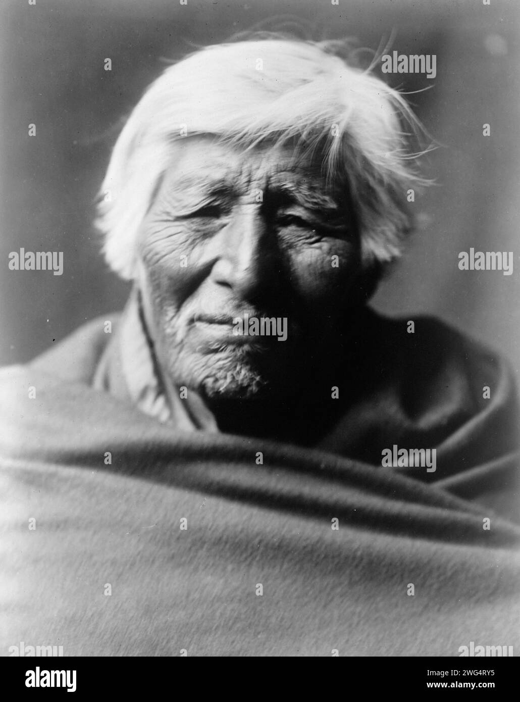 Klickitat type, c1910. Klikitat Indian man, head-and-shoulders portrait, facing front. Stock Photo