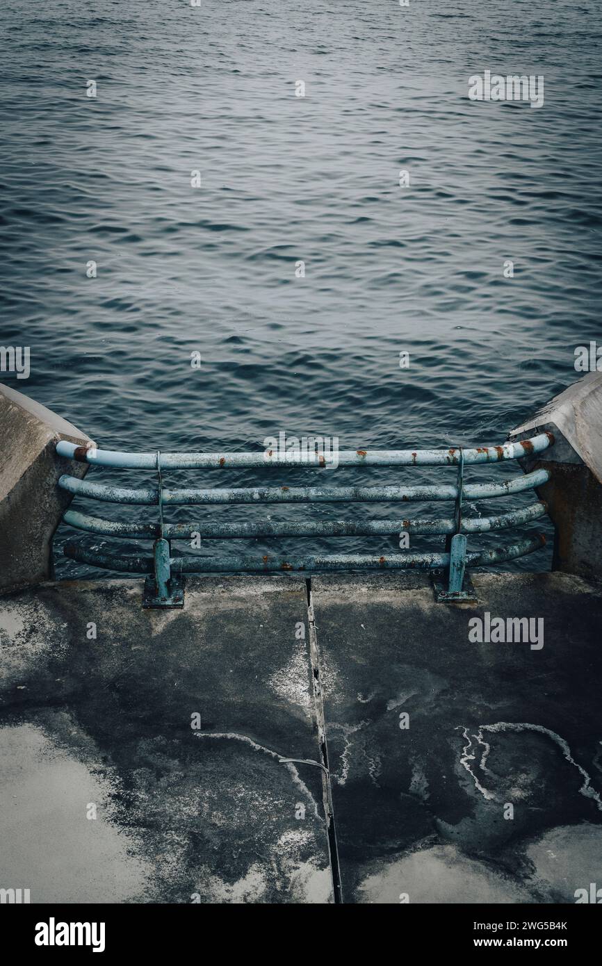 Seaside railing hi-res stock photography and images - Alamy