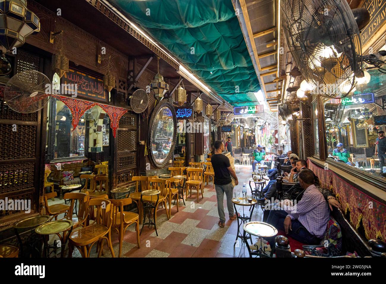 El Fishawy Cafe in Khan El Khalil Souq in Cairo, Egypt Stock Photo