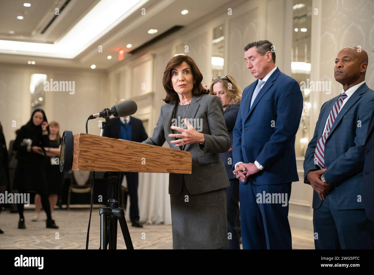 New York, New York, USA. 2nd Feb, 2024. Governor Kathy Hochul speaks to press after attending DA Association of NYS winter conference at Intercontinental Barclay in New York. Press briefing was attended by Erie County District Attorney John Flynn, Queens County District Attorney Melinda Katz, Westchester County District Attorney Mimi Rocah, Kings County (Brooklyn) District Attorney Eric Gonzalez, New York State Police Acting Superintendent Steven G. James. (Credit Image: © Lev Radin/Pacific Press via ZUMA Press Wire) EDITORIAL USAGE ONLY! Not for Commercial USAGE! Stock Photo