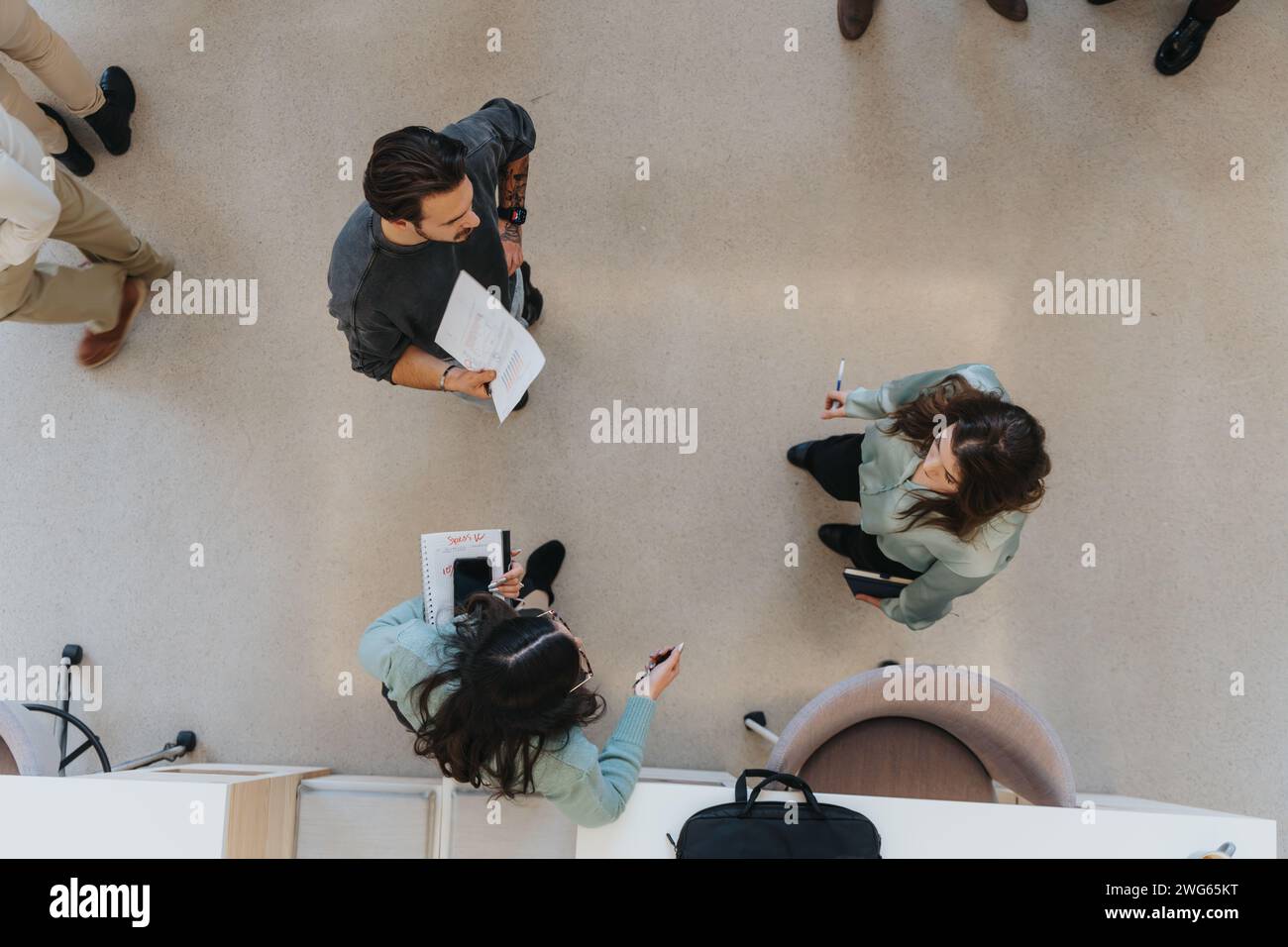 Informal meeting aerial hi-res stock photography and images - Alamy
