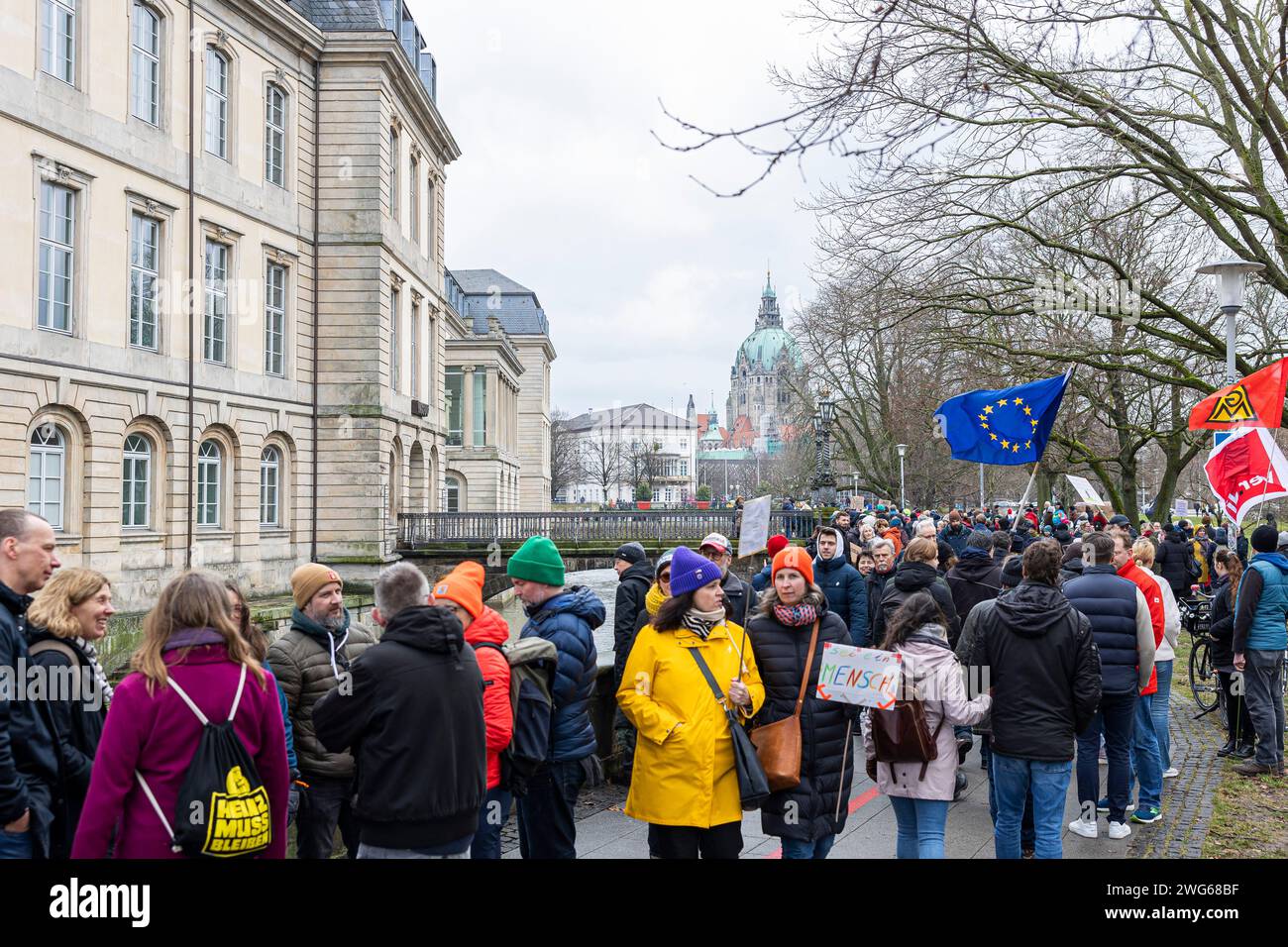 Hanover, Germany. 03rd Feb, 2024. Participants in a demonstration against right-wing extremism and the AfD gather on the banks of the River Leine at the Lower Saxony state parliament. The alliance 'Bunt statt Braun' has called for the demonstration. With the demonstration, the participants want to set an example of resistance against right-wing extremist activities. Credit: Michael Matthey/dpa/Alamy Live News Stock Photo