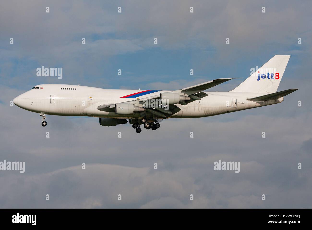 1/400 シンガポール航空　B747-400F シンガポール航空カーゴB747-400F | Facebook