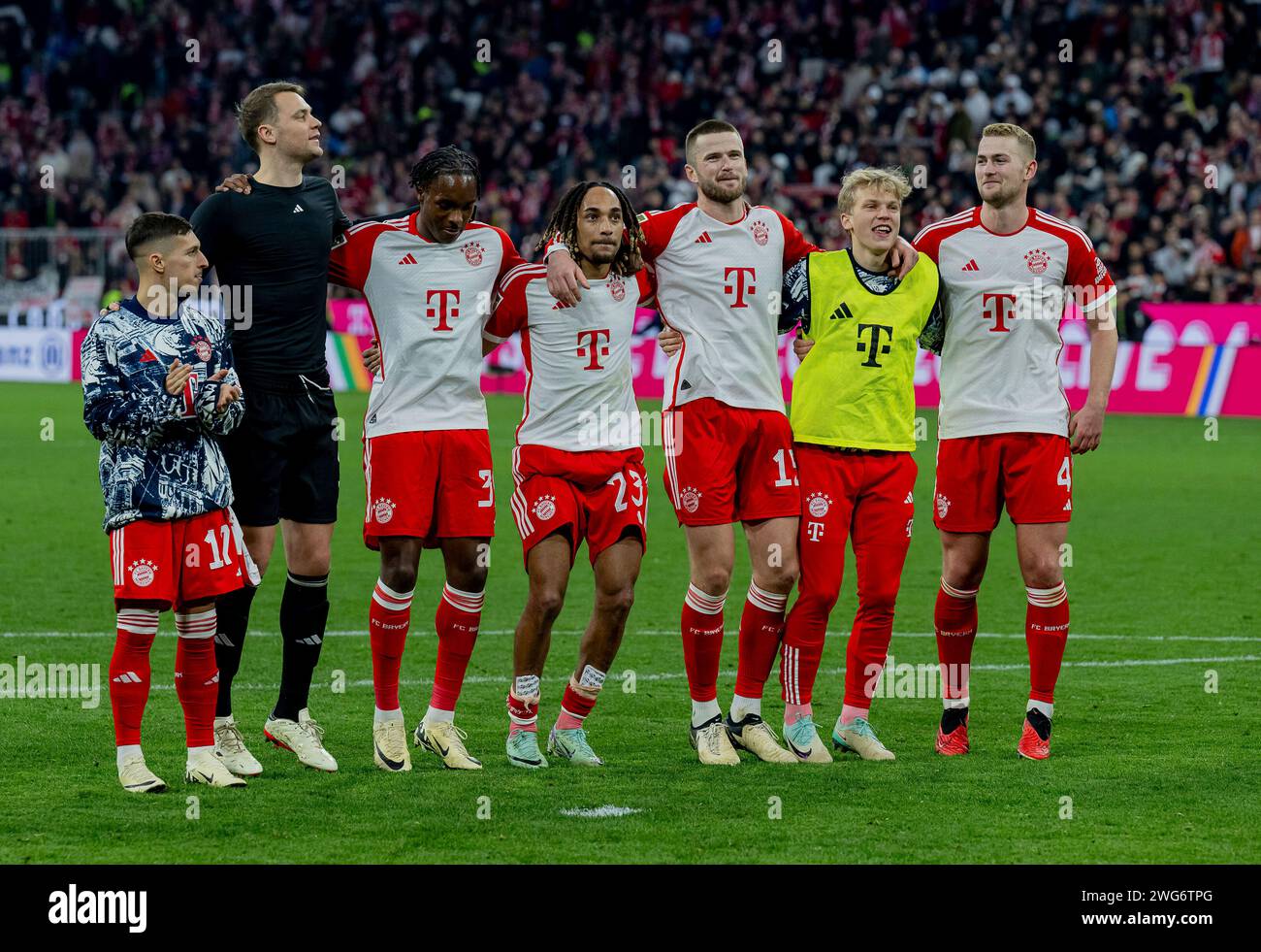 Autocollants Lumineux FC Bayern München - Lot De 7, Brillent Dans Le Noir - Résistants Aux UV Et à L'Eau