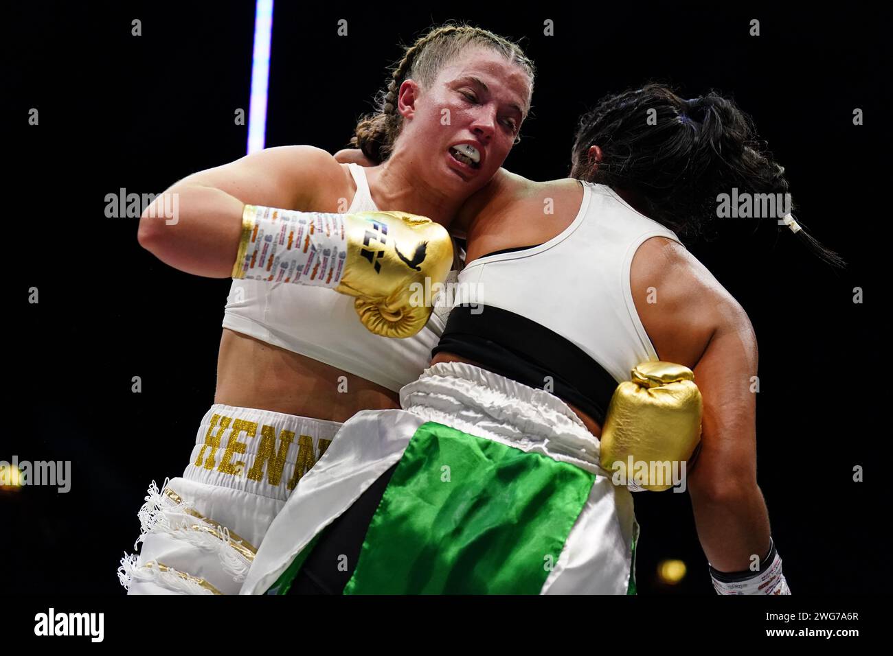 Boxer Francesca Hennessey (left) in action Lauren Belen Valdebenito in the bantaweight bout at the OVO Arena Wembley, London. Picture date: Saturday February 3, 2024. Stock Photo