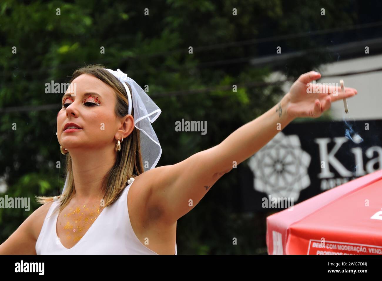 Sao Paulo, Sao Paulo, Brasil. 3rd Feb, 2024. Sao Paulo (SP), 03/02/2024 - CULTURA/CARNAVAL DE RUA/BLOCOS - O tradicional bloco Casa Comigo fez o seu desfile de pre-carnaval na Avenida Henrique Schaumann, no bairro de Pinheiros, na tarde desse sabado. O bloco contou com apresentacao do cantor MC Buchecha, e muitos folioes. (Foto: Leandro Chemalle/Thenews2/Zumapress) (Credit Image: © Leandro Chemalle/TheNEWS2 via ZUMA Press Wire) EDITORIAL USAGE ONLY! Not for Commercial USAGE! Stock Photo