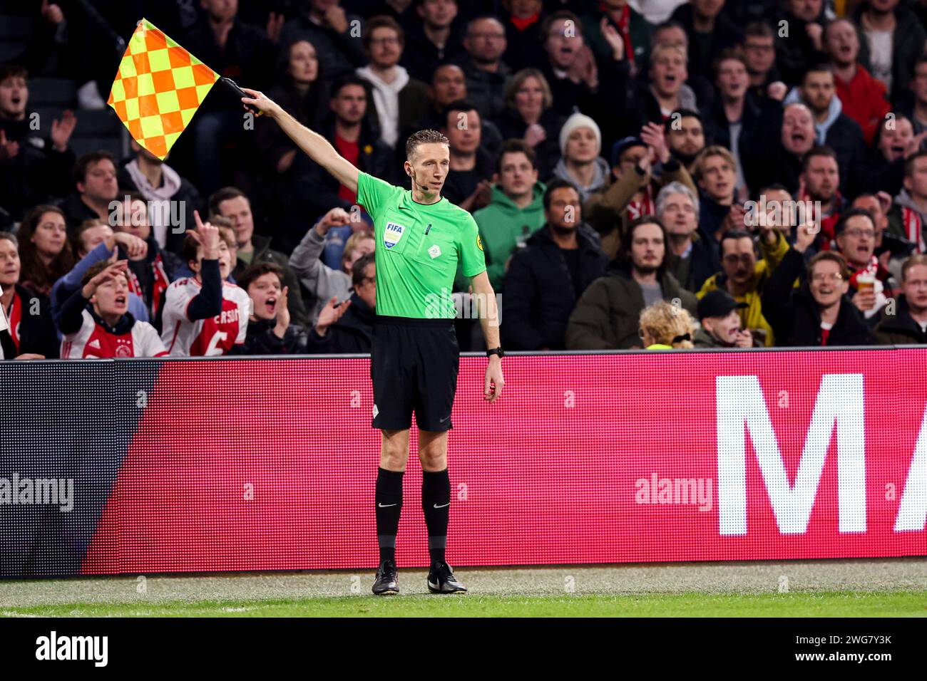 Assistant referee johan balder hi-res stock photography and images - Alamy