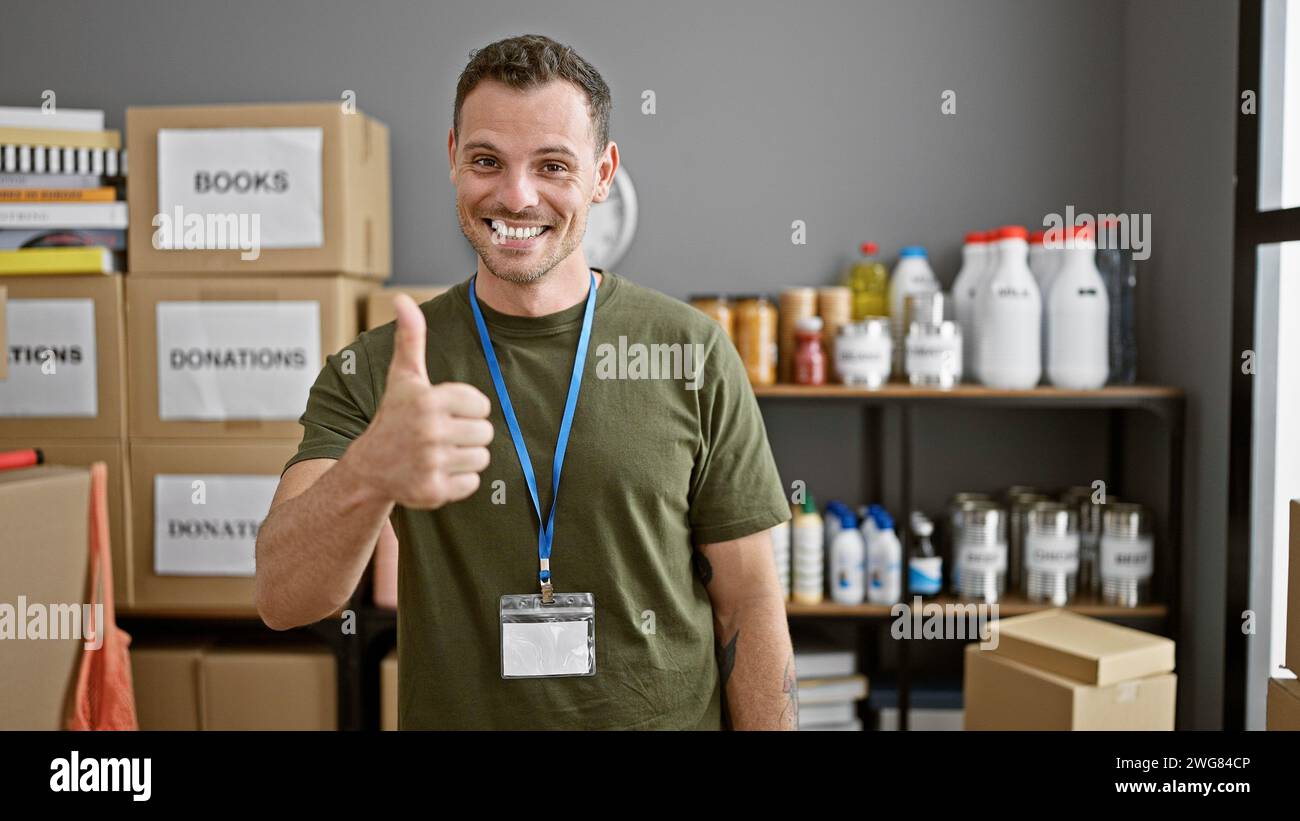 Man giving donation boxes hi-res stock photography and images - Alamy