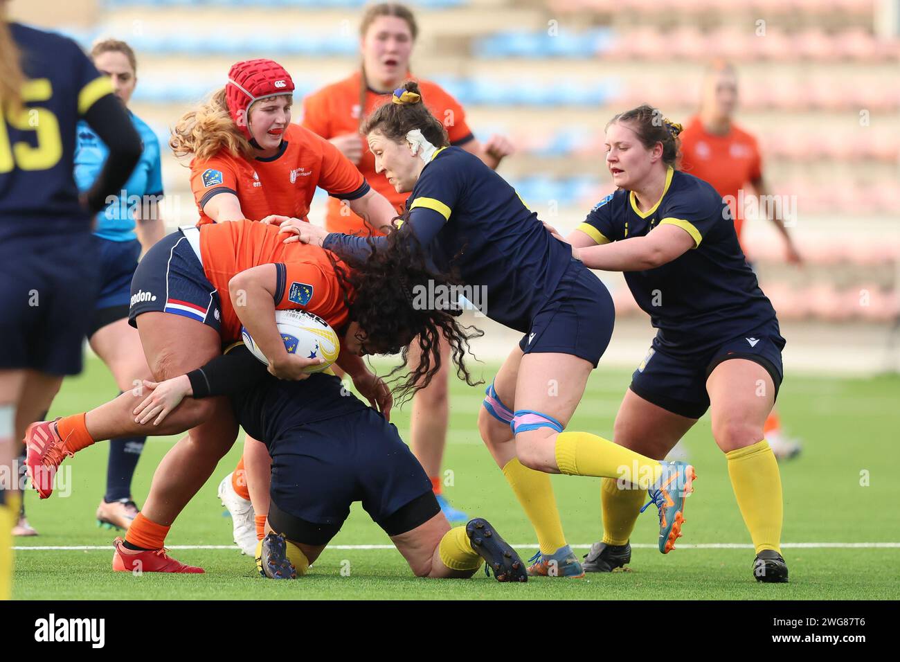 AMSTERDAM, NETHERLANDS - FEBRUARY 03: Anouk Veerkamp player of Hartpury college (GB) Nicky Dix player of RC Waterland during the international Rugby E Stock Photo