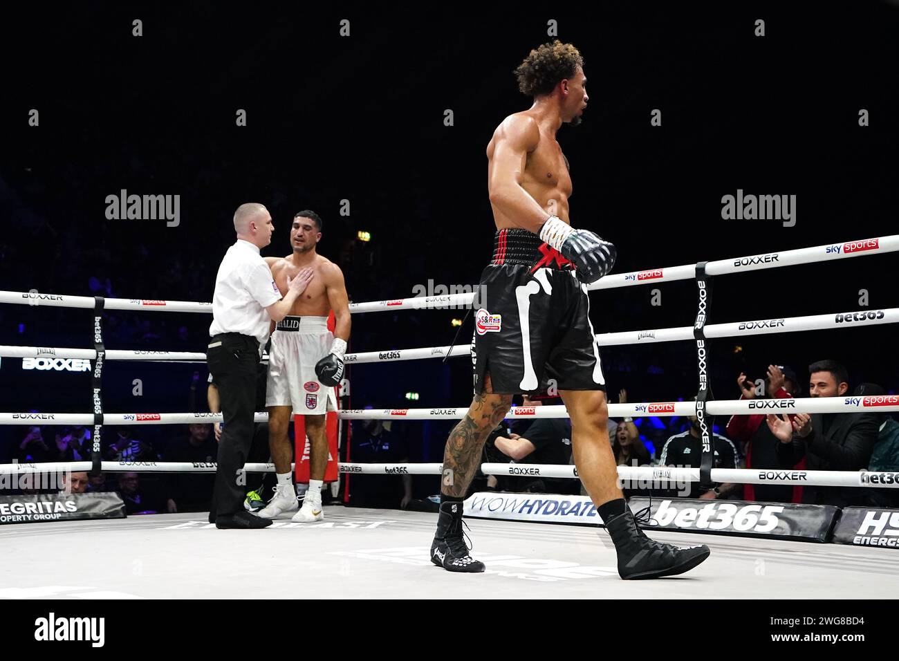 The ring referee stops to fight after Ben Whittaker (right) knocks out ...