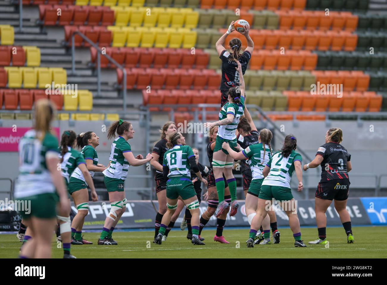 Sophie De Goede of Saracens Women secures the line out ball during the
