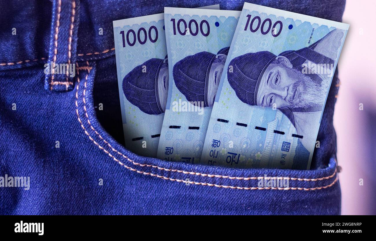 1000 won banknote south korea hi-res stock photography and images - Alamy