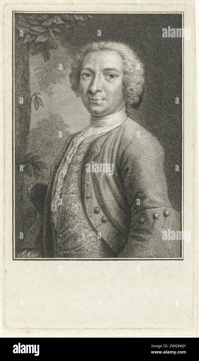 Portrait of Justus van Effen, Pieter Tanjé, After des Angeles, 1716 - 1761 print Portrait of writer and poet Justus van Effen standing next to a tree. Amsterdam paper etching / engraving trees Stock Photo