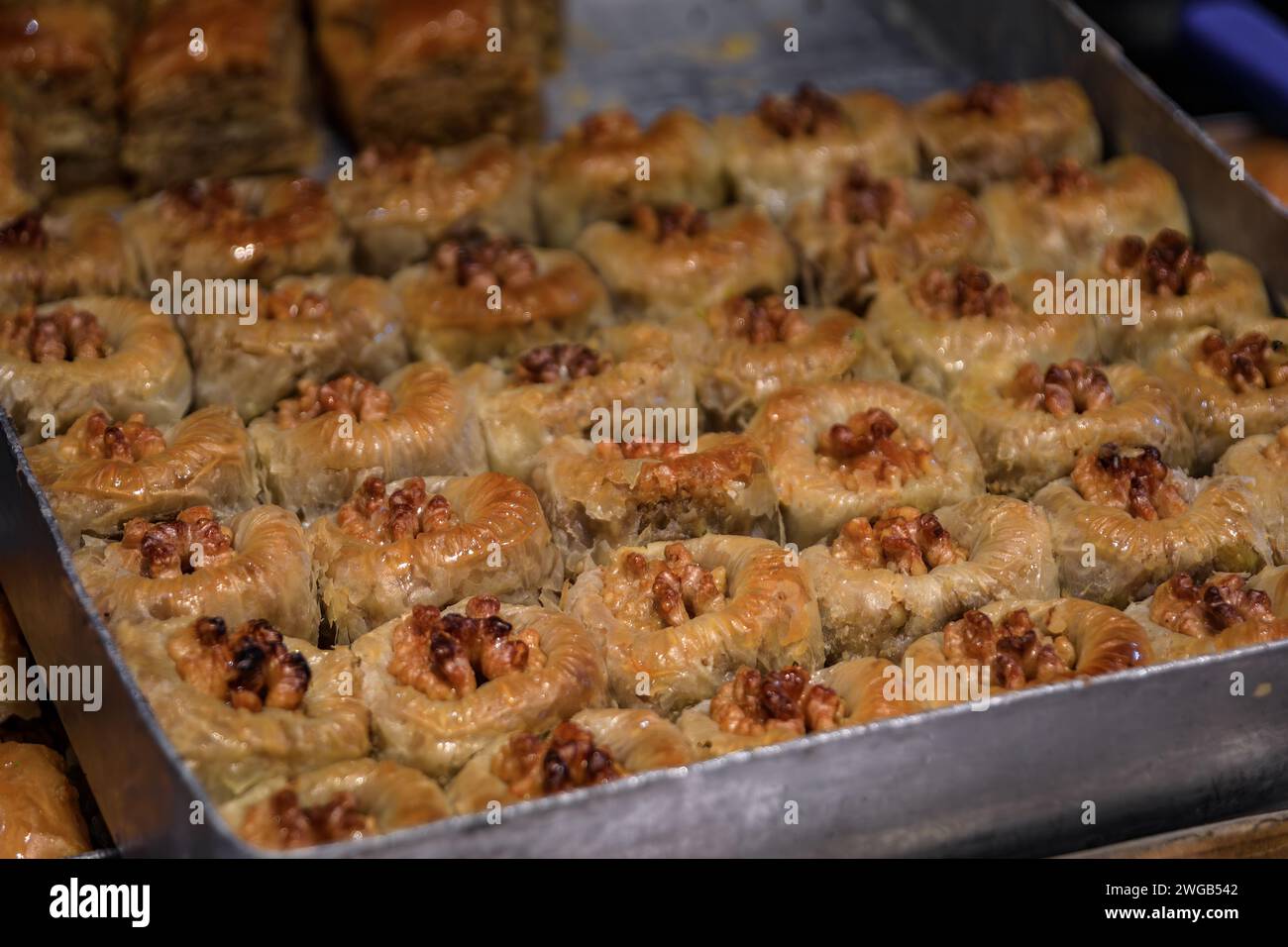 Baklava birds nest hires stock photography and images Alamy