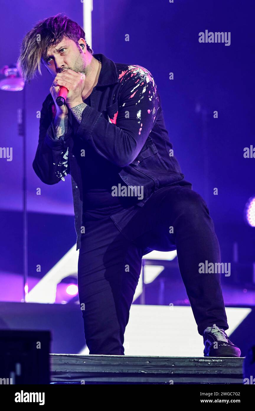 Kevin Ratajczak von Electric Callboy live bei einem Konzert der Tekkno World Tour 2024 in der