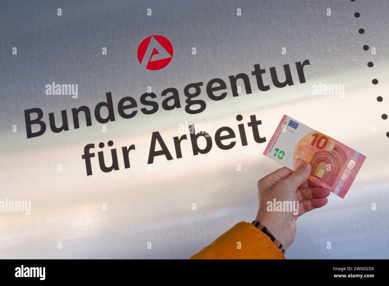 arbeitsamt geld auszahlung 2025